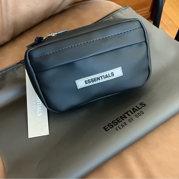 Authentic Fear Of God sling bag/canguro - Picture 2 of 8